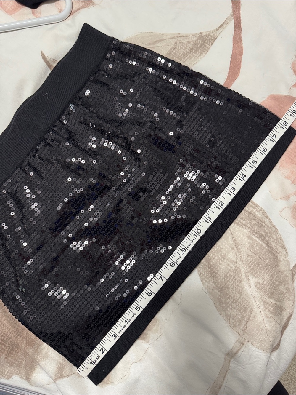 Forever 21 Black Sequin Mini Skirt -Medium - Picture 12 of 12